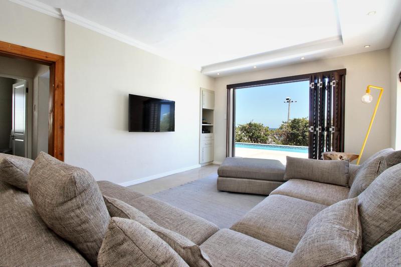 4 Bedroom Property for Sale in Bakoven Western Cape